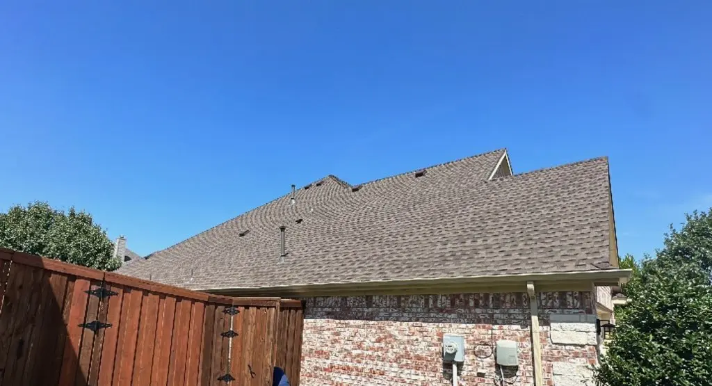 Completed roof replacement project in Green Bay